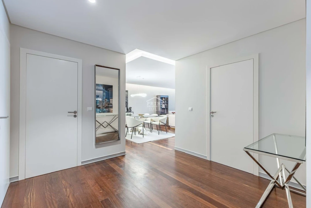 Apartamento T2 para Venda em Funchal (Se) Foto 14
