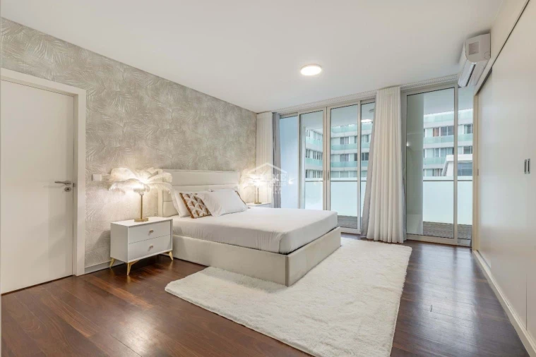 Apartamento T2 para Venda em Funchal (Se) Foto 9