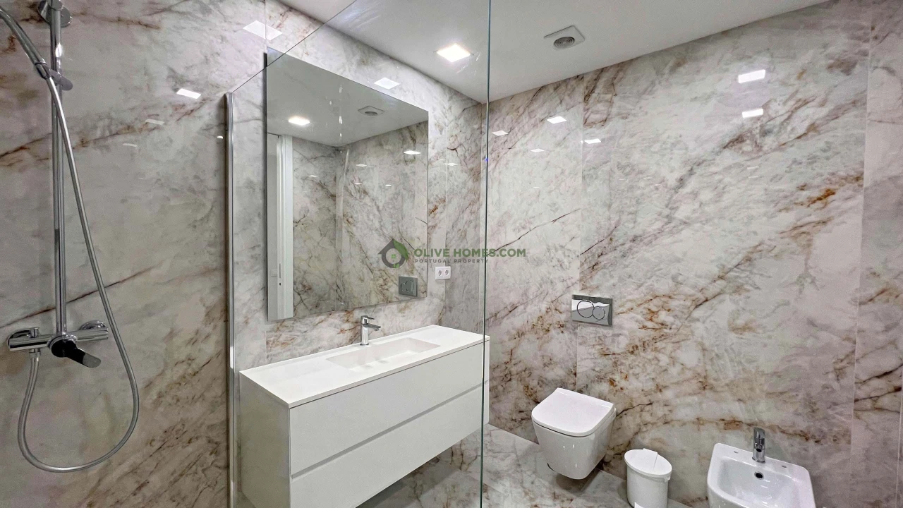 Apartamento T2 para Venda em Lagos (São Sebastião e Santa Maria) Foto 14