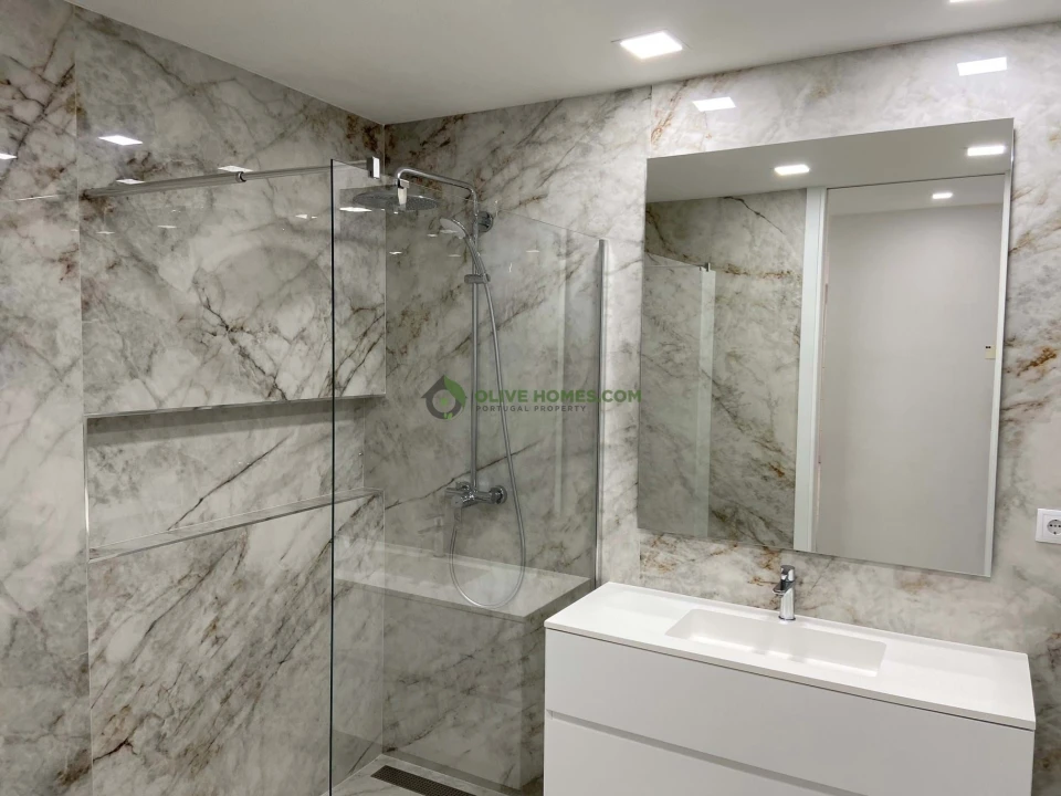 Apartamento T2 para Venda em Lagos (São Sebastião e Santa Maria) Foto 14