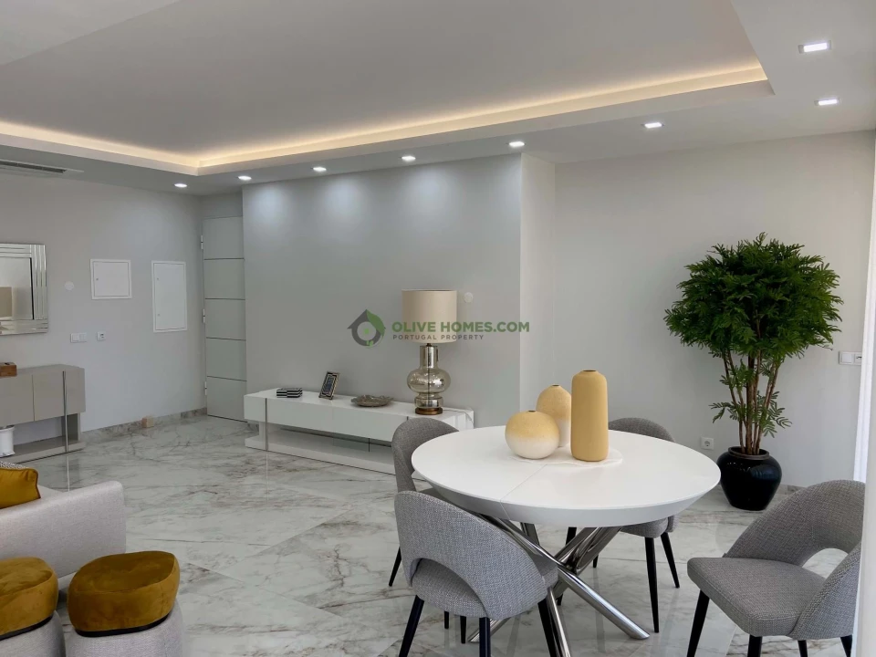 Apartamento T2 para Venda em Lagos (São Sebastião e Santa Maria) Foto 8