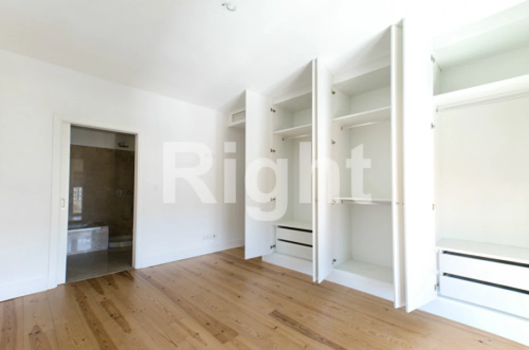 Apartamento T3 para Venda em Avenidas Novas Foto 8