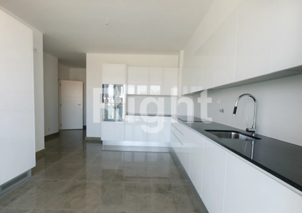 Apartamento T3 para Venda em Avenidas Novas Foto 2