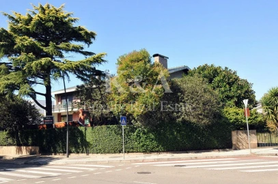 Moradia T8 para Venda em Aldoar, Foz do Douro e Nevogilde