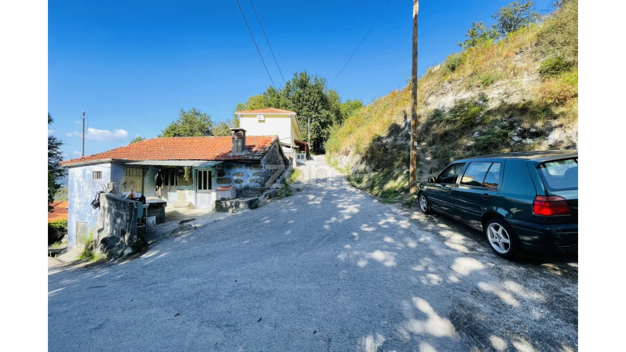Terreno para Venda em Caniçada e Soengas Foto 32