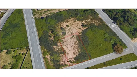 Terreno para Venda em Serzedo e Perosinho