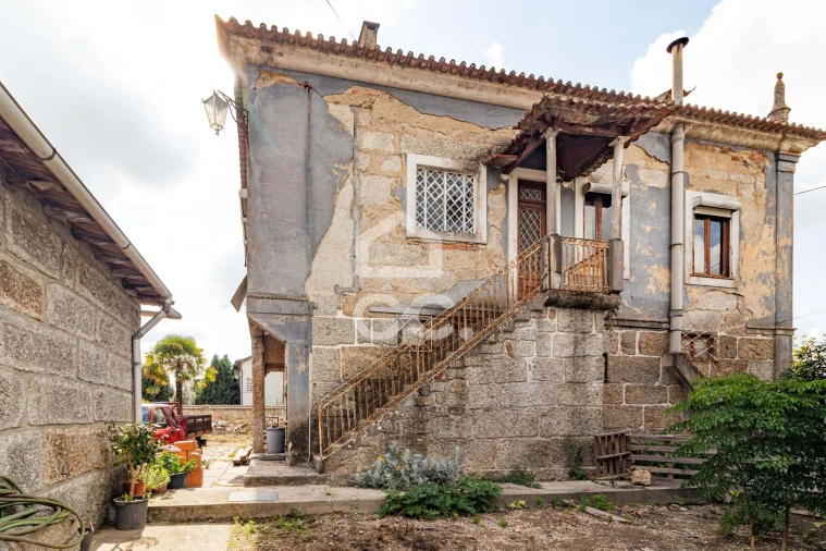 Moradia T9 para Venda em Urgezes Foto 27