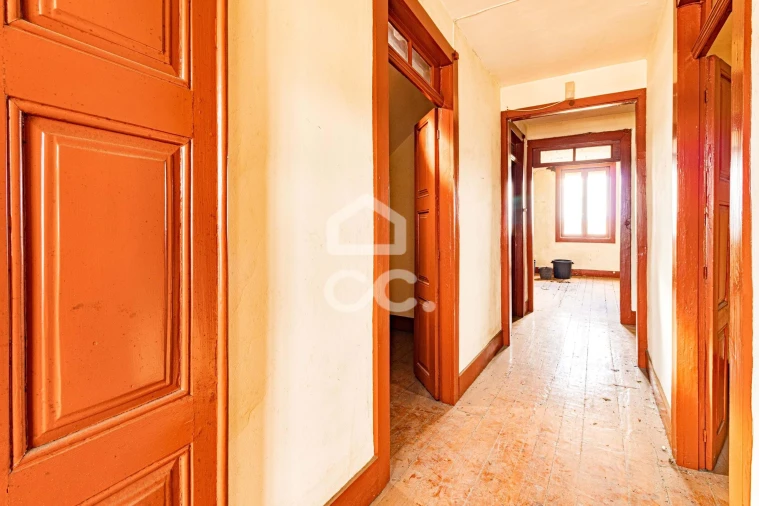 Moradia T9 para Venda em Urgezes Foto 25