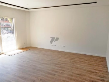 Apartamento T3 para Venda em Seixal