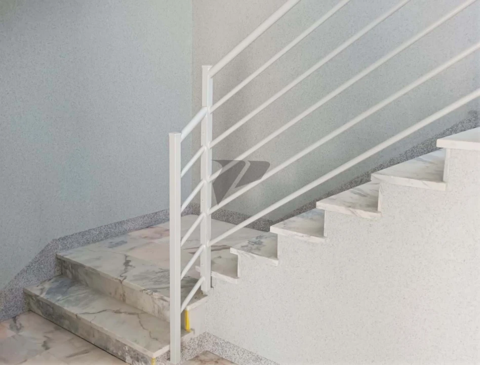 Apartamento T3 para Venda em Seixal Foto 11