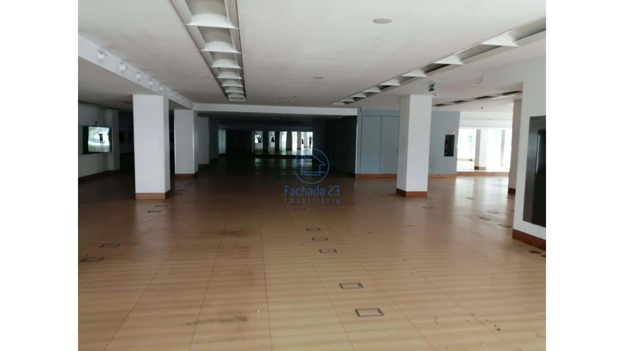 Negócio para Arrendamento em Paranhos Foto 35