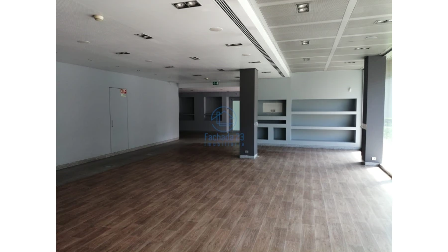 Negócio para Arrendamento em Paranhos Foto 39