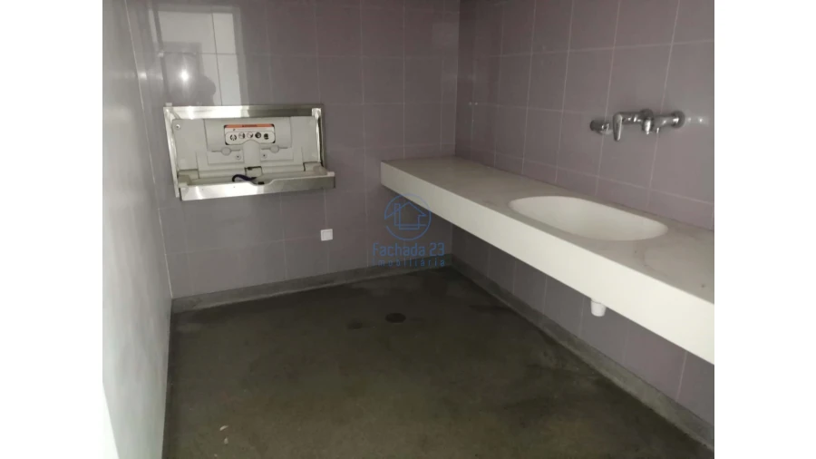 Negócio para Arrendamento em Paranhos Foto 42