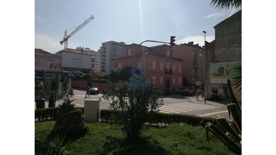 Negócio para Arrendamento em Paranhos Foto 34