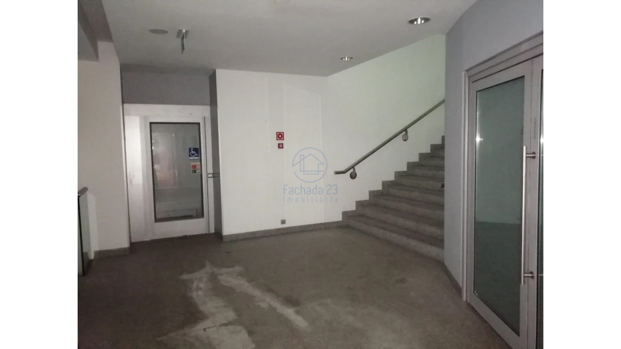 Negócio para Arrendamento em Paranhos Foto 33