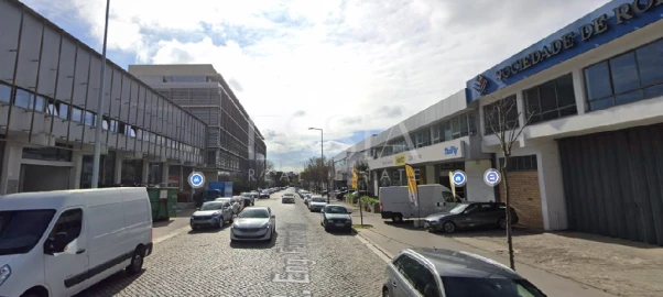 Armazém para Venda em Ramalde