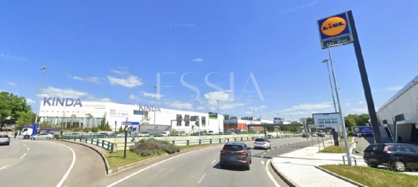 Armazém para Venda em Ramalde