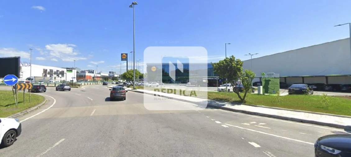 Armazém para Venda em Ramalde Foto 3