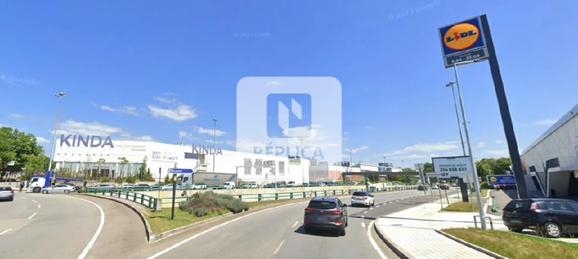 Armazém para Venda em Ramalde Foto 4