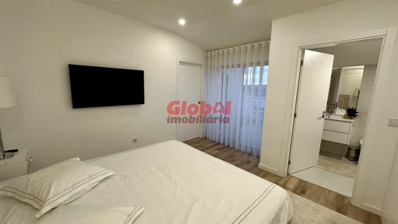 Apartamento T2 para Venda em Ranhados Foto 8