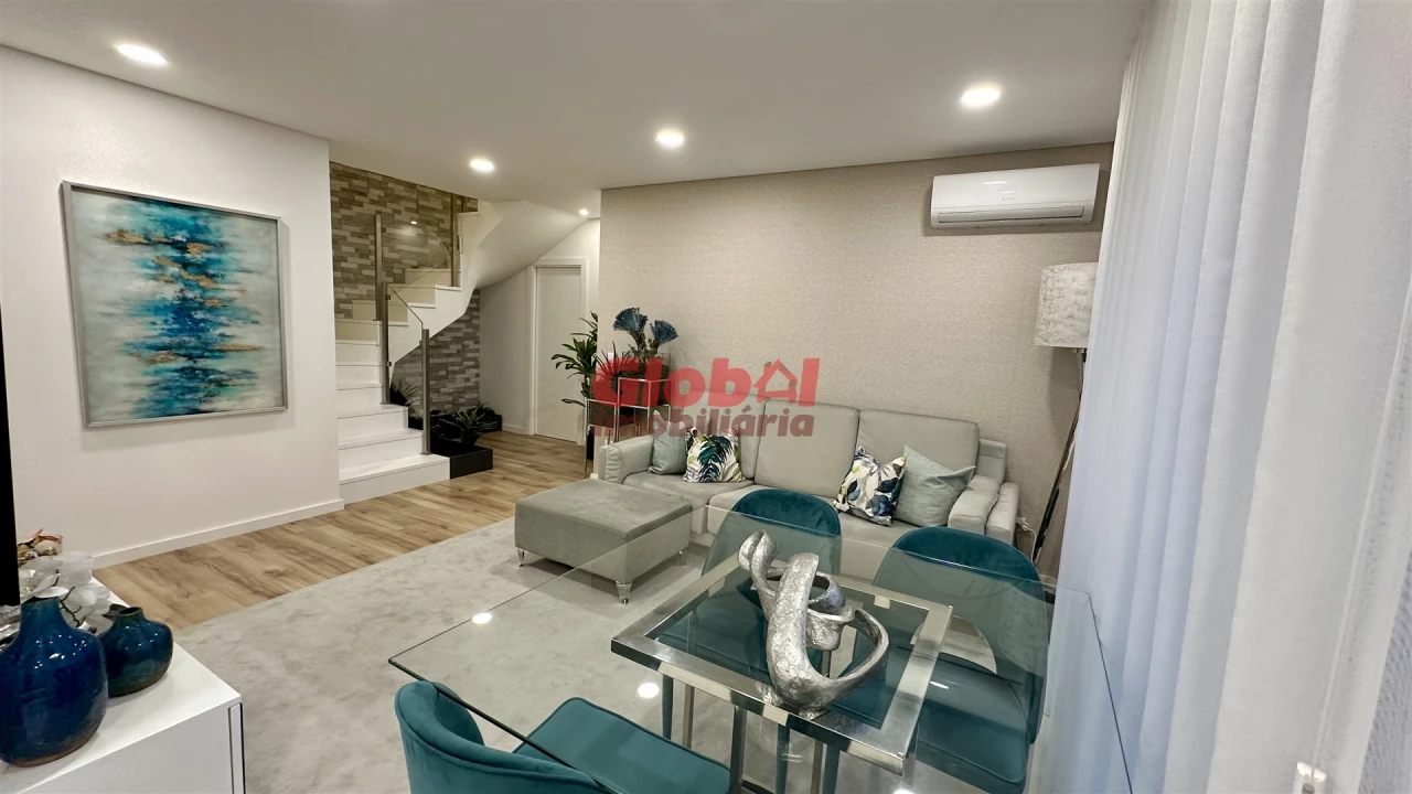 Apartamento T2 para Venda em Ranhados Foto 5