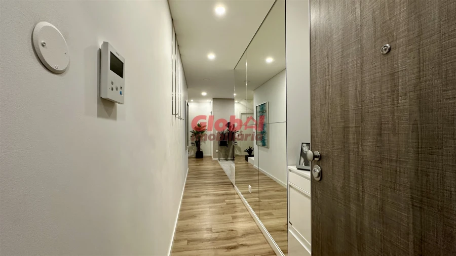 Apartamento T2 para Venda em Ranhados Foto 2