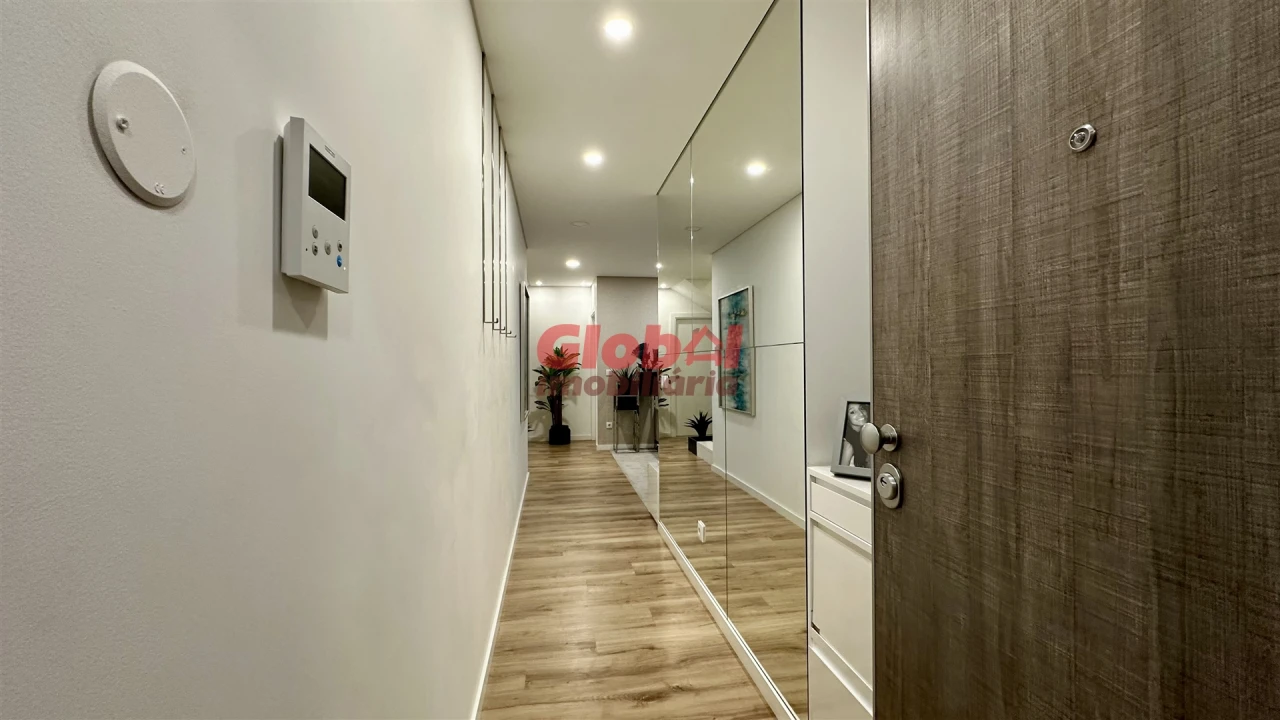 Apartamento T2 para Venda em Ranhados Foto 2