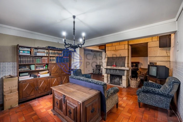 Moradia T6 para Venda em Paranhos Foto 26