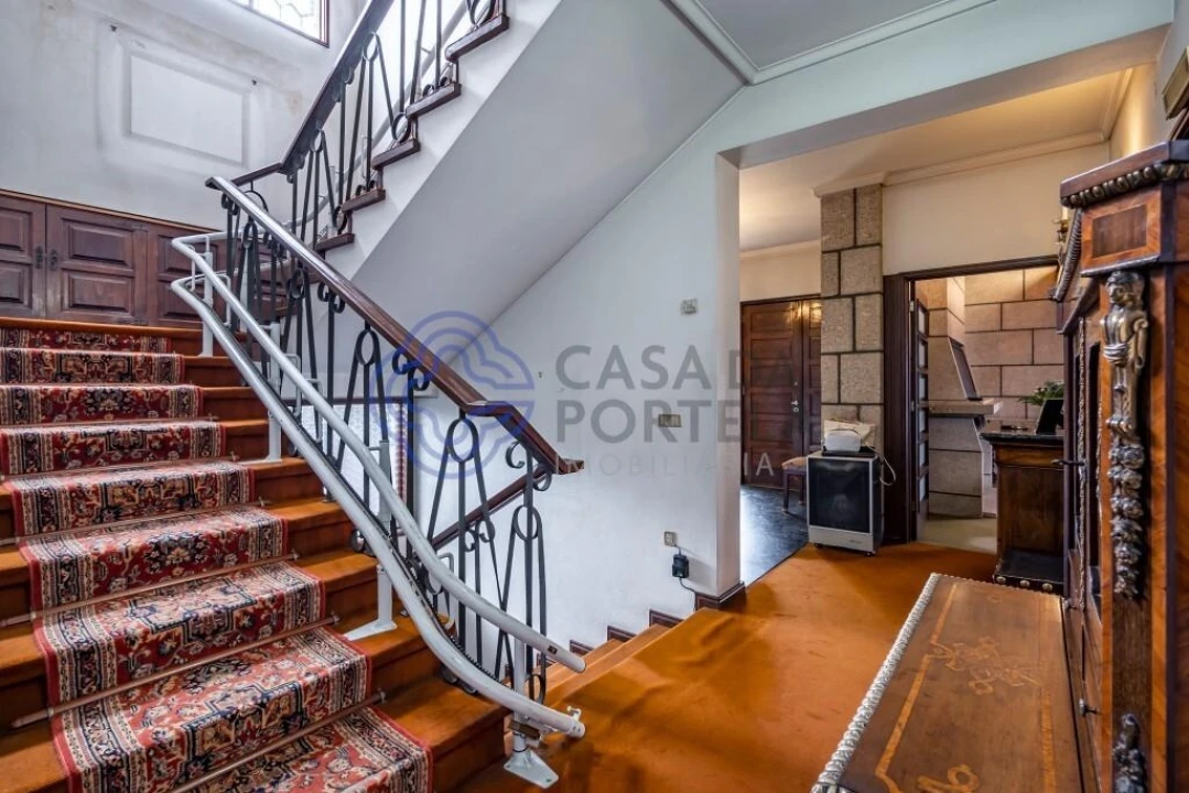 Moradia T6 para Venda em Paranhos Foto 12