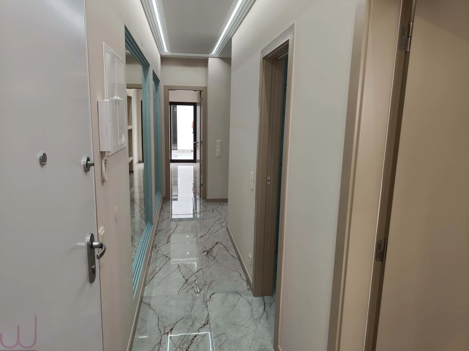 Apartamento T5 para Venda em Portimão Foto 2