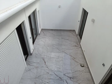 Apartamento T5 para Venda em Portimão