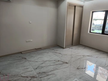 Apartamento T5 para Venda em Portimão