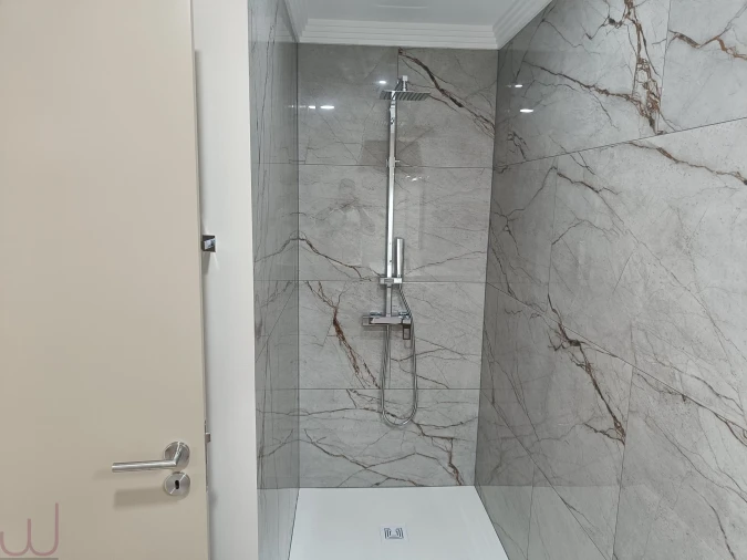 Apartamento T5 para Venda em Portimão Foto 22