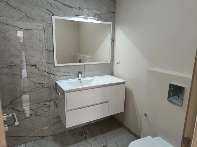 Apartamento T5 para Venda em Portimão Foto 8