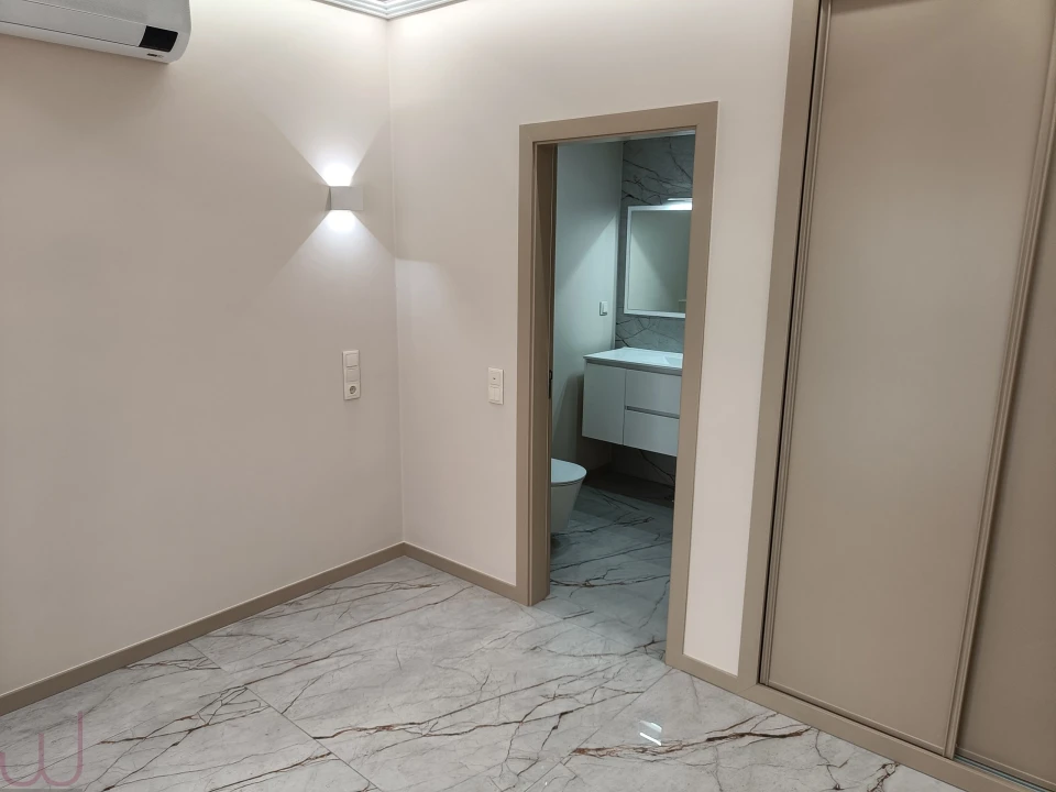 Apartamento T5 para Venda em Portimão Foto 21