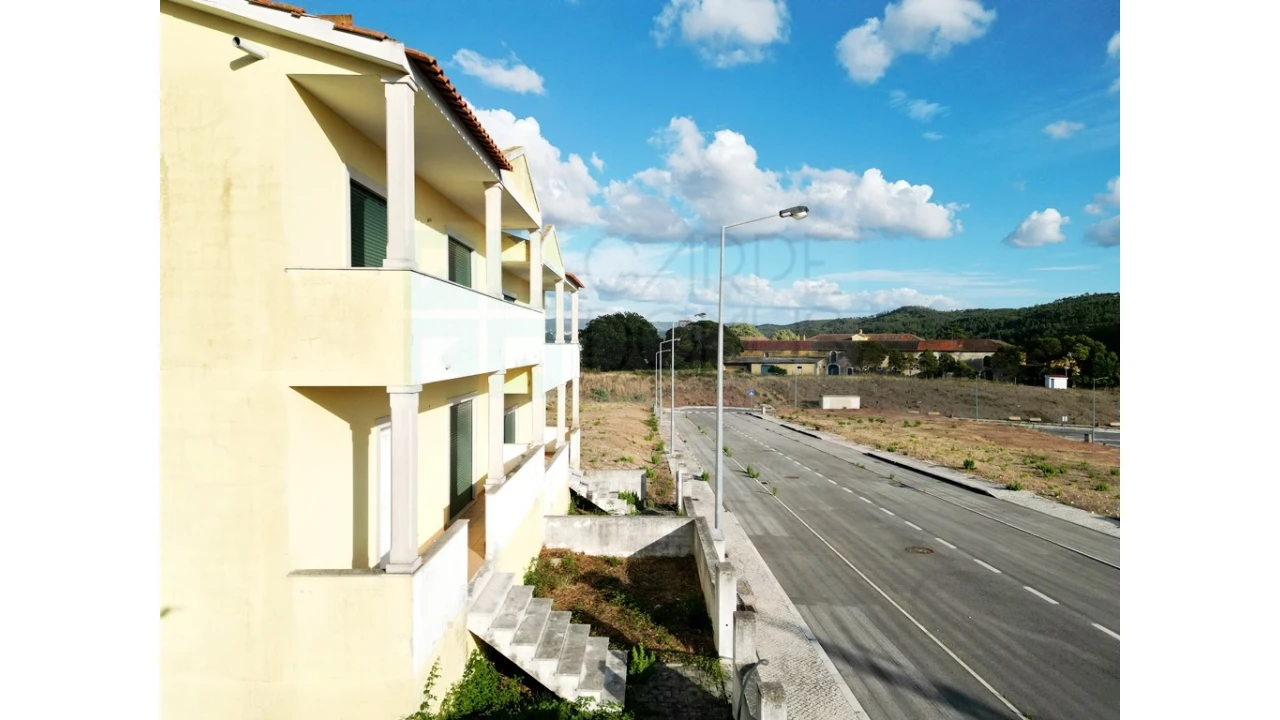 Terreno para Venda em Valado dos Frades Foto 14