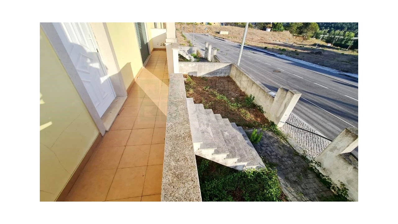 Terreno para Venda em Valado dos Frades Foto 45