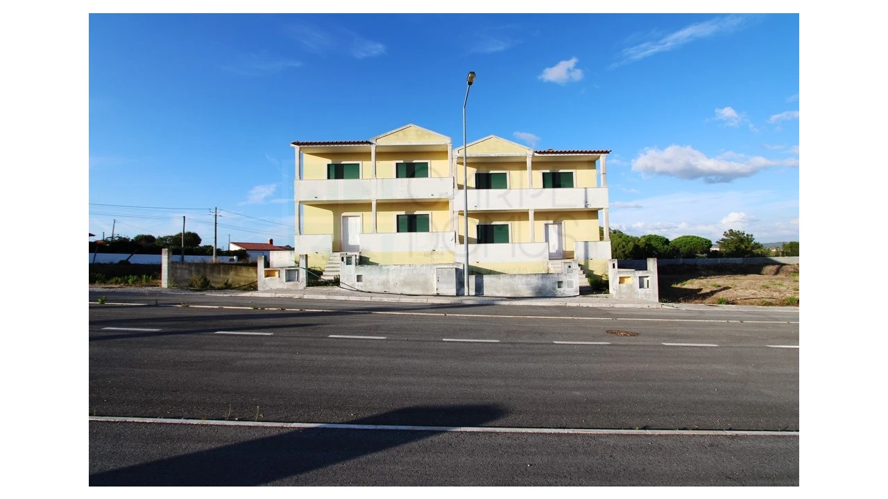Terreno para Venda em Valado dos Frades Foto 32