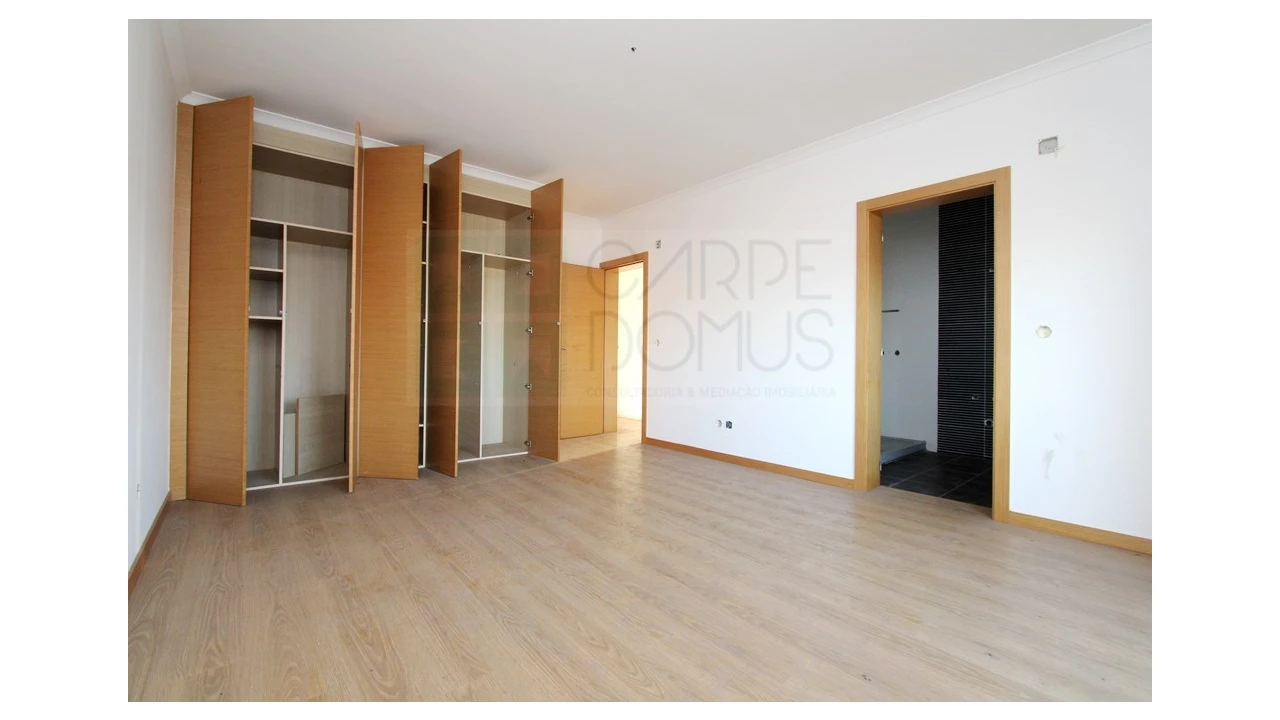 Terreno para Venda em Valado dos Frades Foto 24