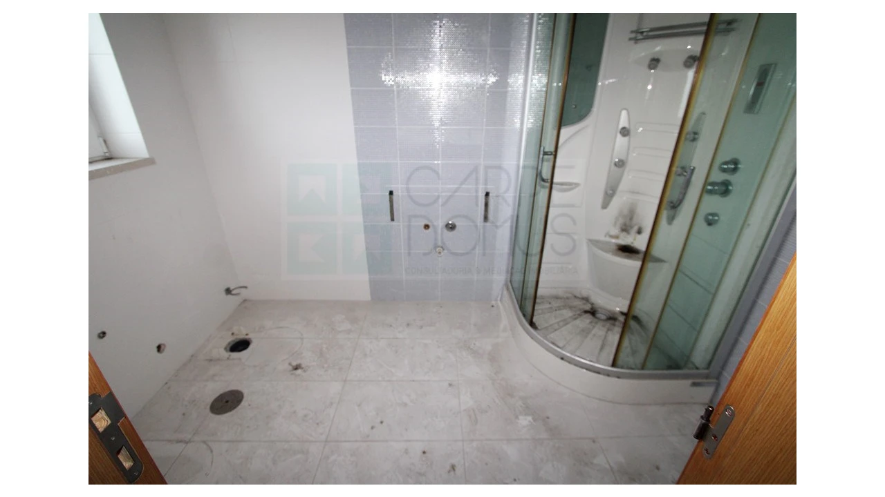 Terreno para Venda em Valado dos Frades Foto 71