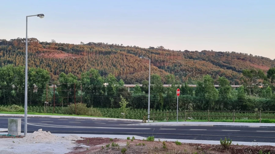 Terreno para Venda em Valado dos Frades Foto 84
