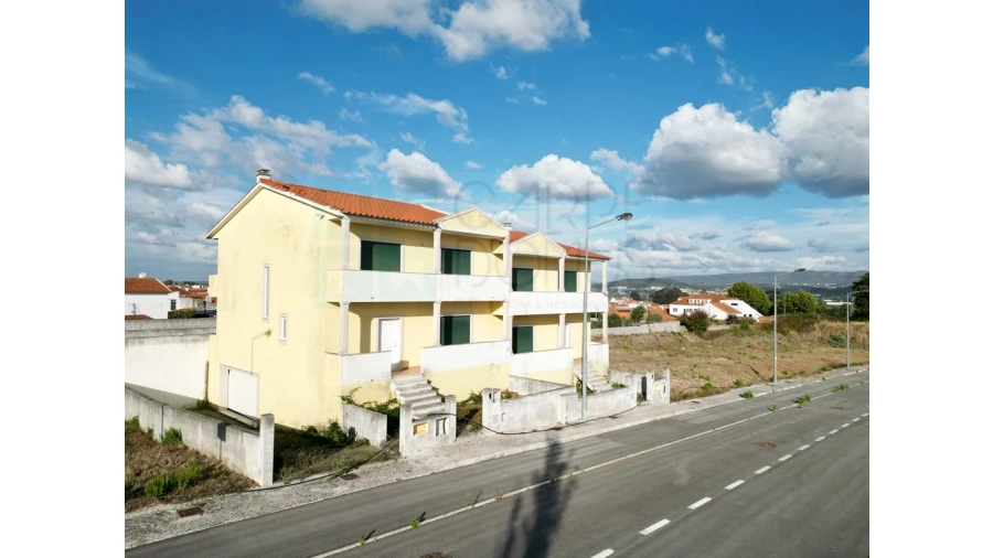 Terreno para Venda em Valado dos Frades Foto 13