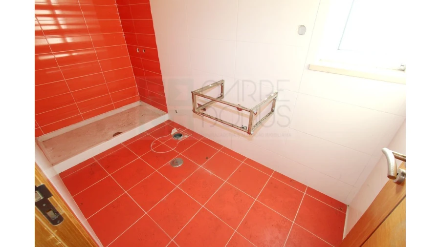 Terreno para Venda em Valado dos Frades Foto 18