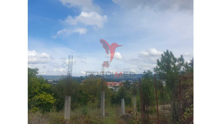 Terreno para Venda em Fafe Foto 9