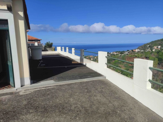 Moradia T3 para Venda em Ponta do Sol Foto 35