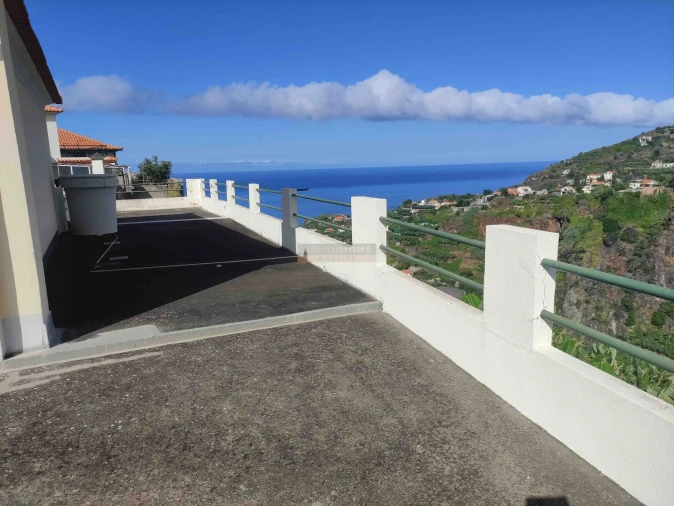 Moradia T3 para Venda em Ponta do Sol Foto 37