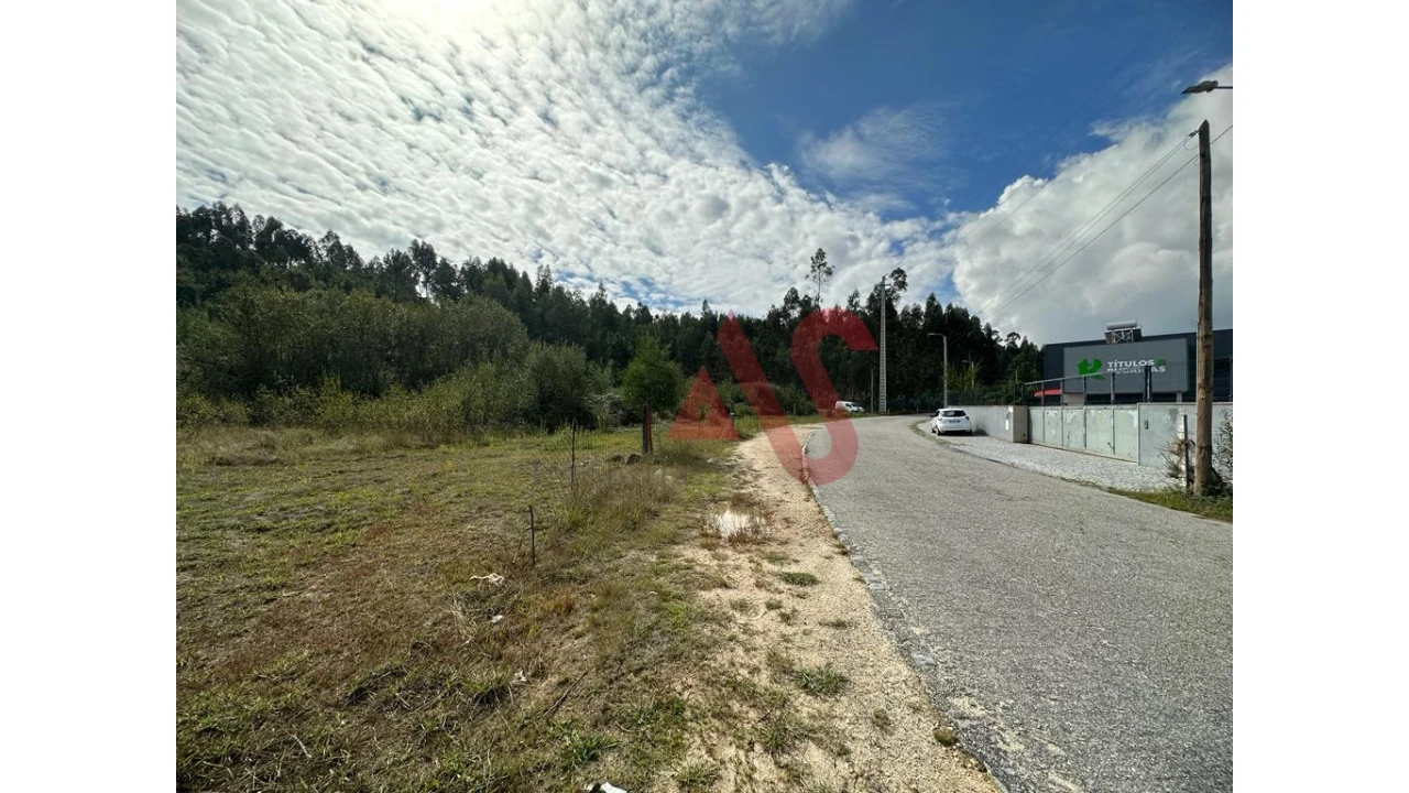 Terreno para Venda em Sande São Lourenço e Balazar Foto 2