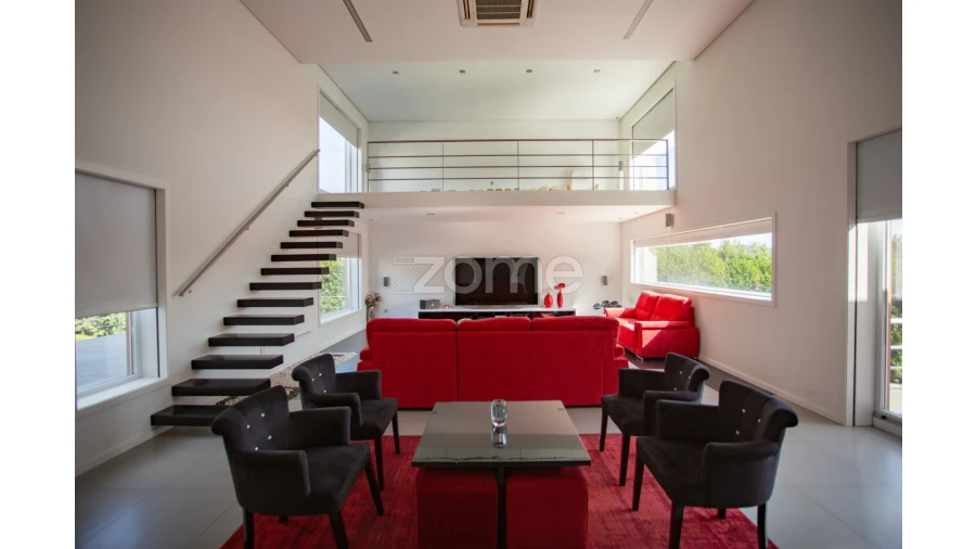 Moradia T4 para Venda em Cortegaça Foto 4