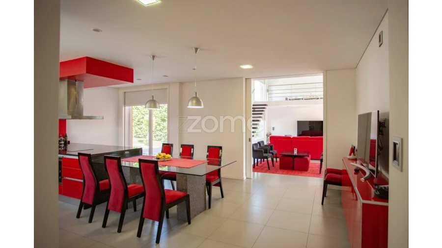 Moradia T4 para Venda em Cortegaça Foto 6