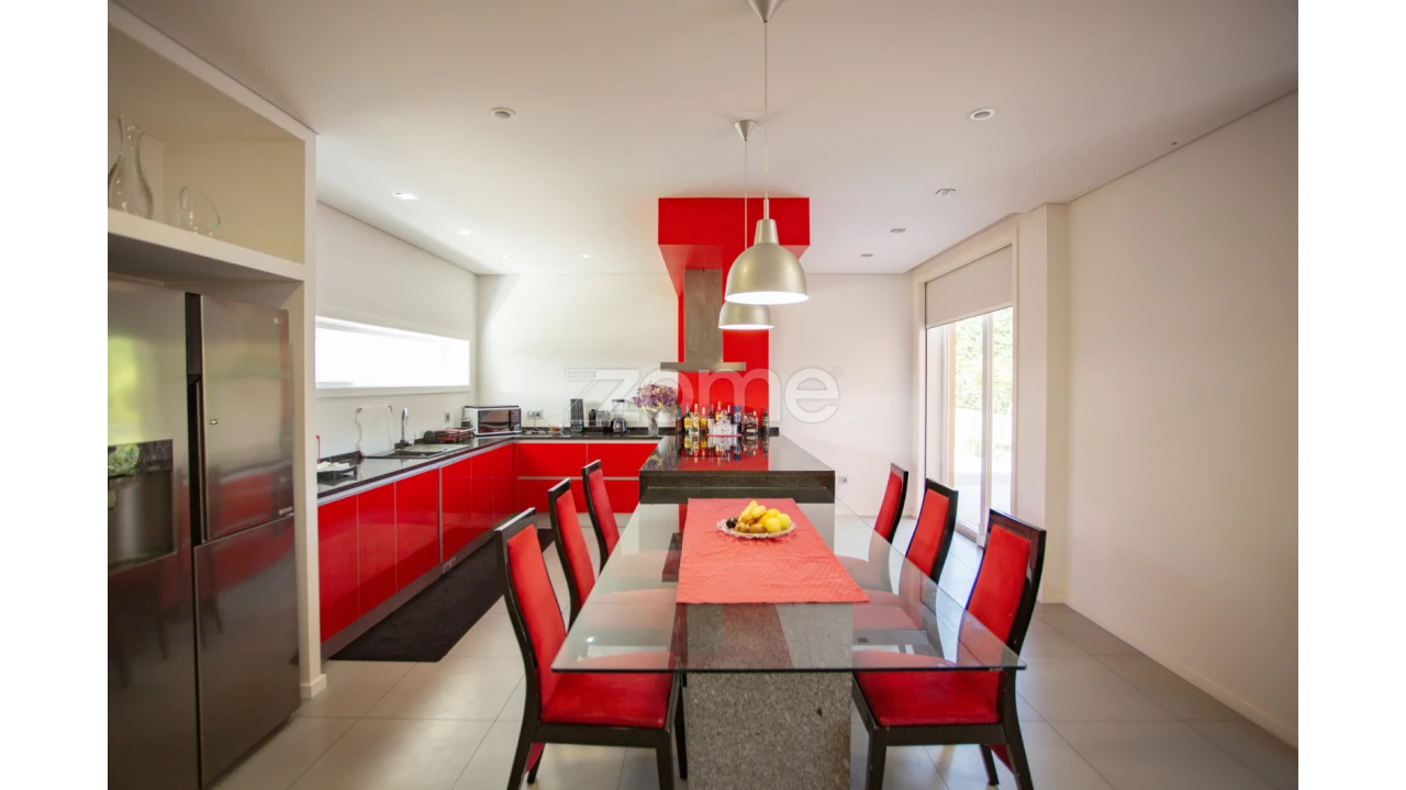 Moradia T4 para Venda em Cortegaça Foto 5